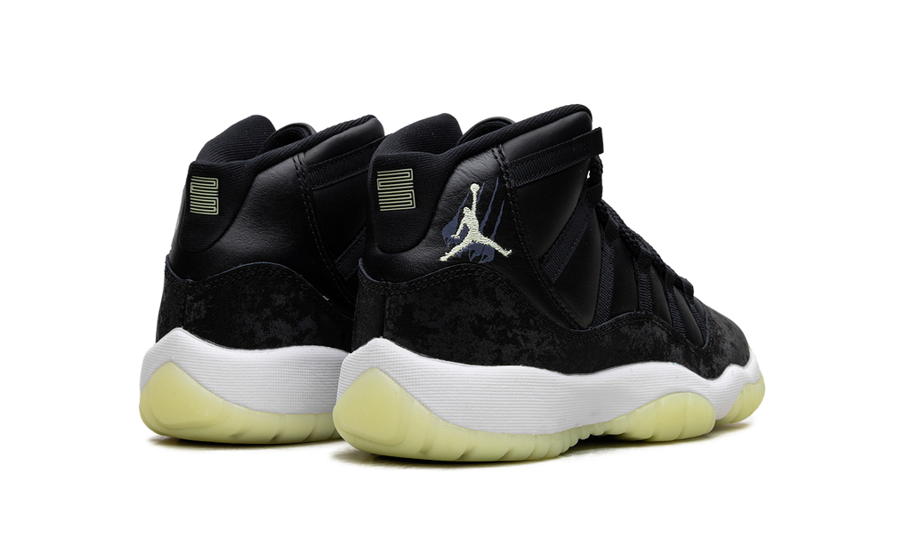 Air Jordan 11 GS "Barely Volt" IB1378 001