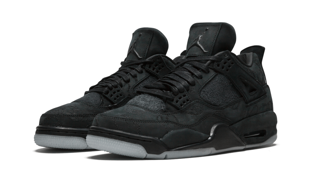 Air Jordan 4 Retro "Kaws - Black" 930155 001