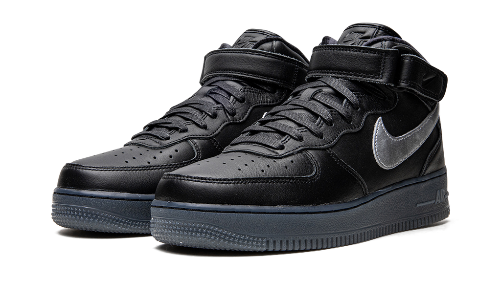 Air Force 1 Mid "Black / Metallic Silver" DX3061 001