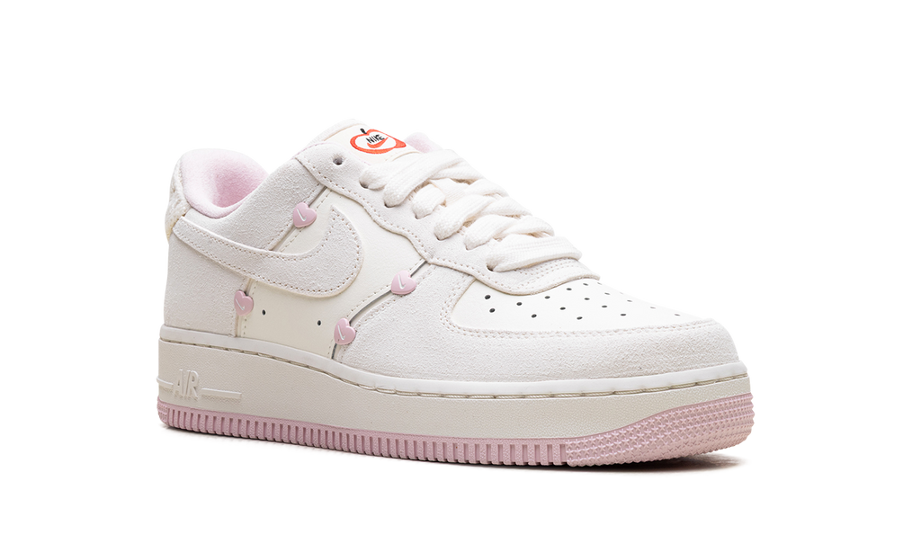 Air Force 1 Low WMNS "Valentine's Day" HV5992 111