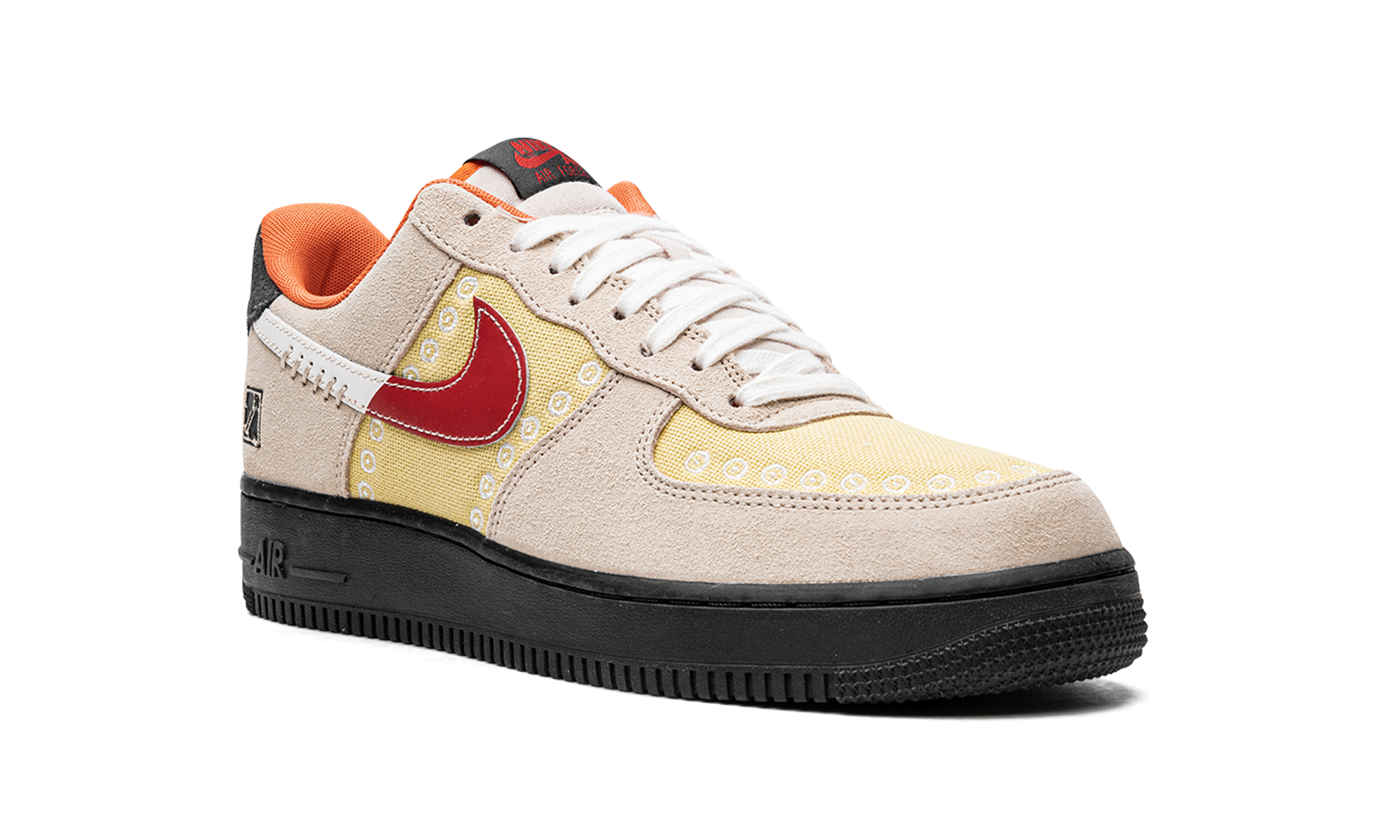 Air Force 1 Low "Somos Familia" DZ5355 126