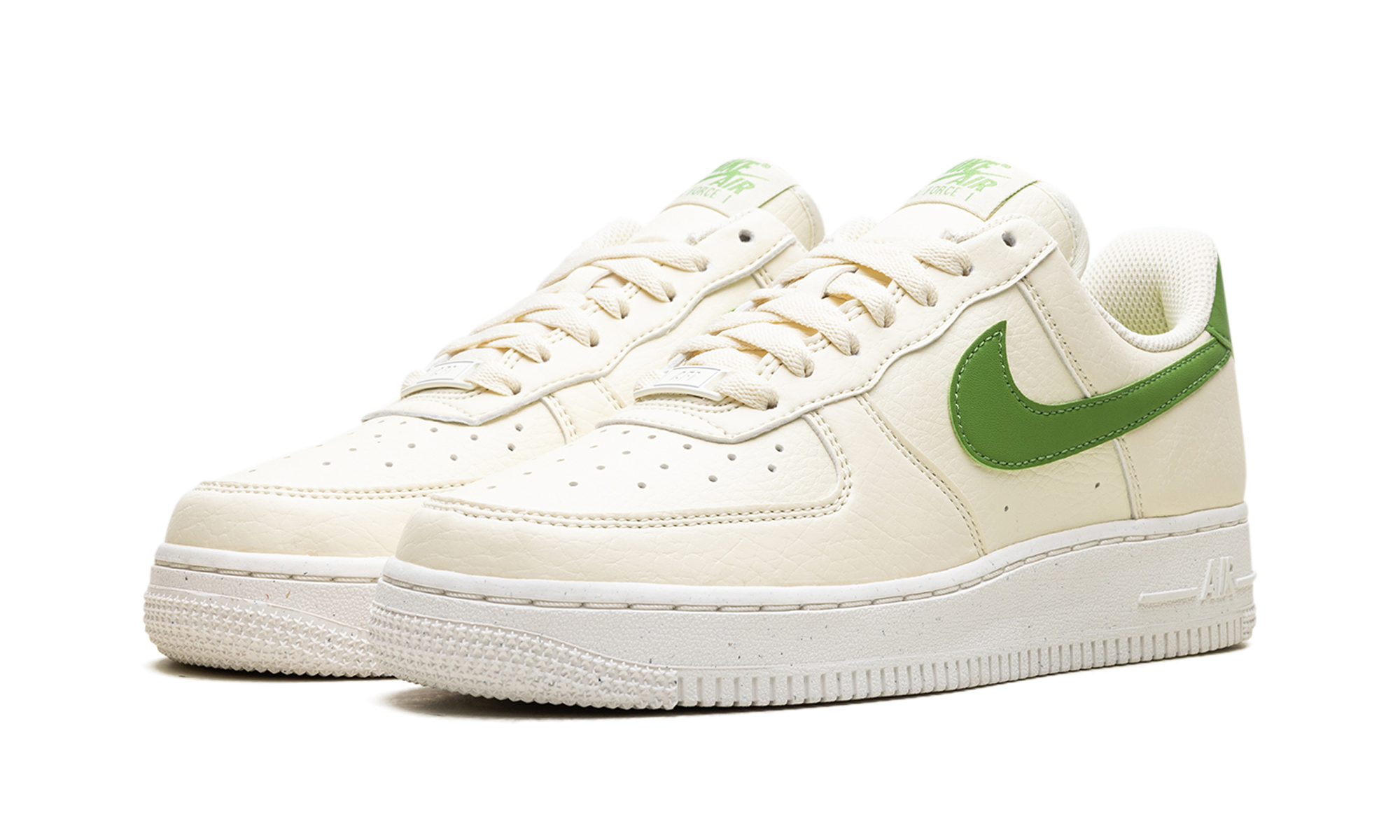 NIKE AIR FORCE 1 '07 LO WMNS "COCONUT MILK" DV3808 102