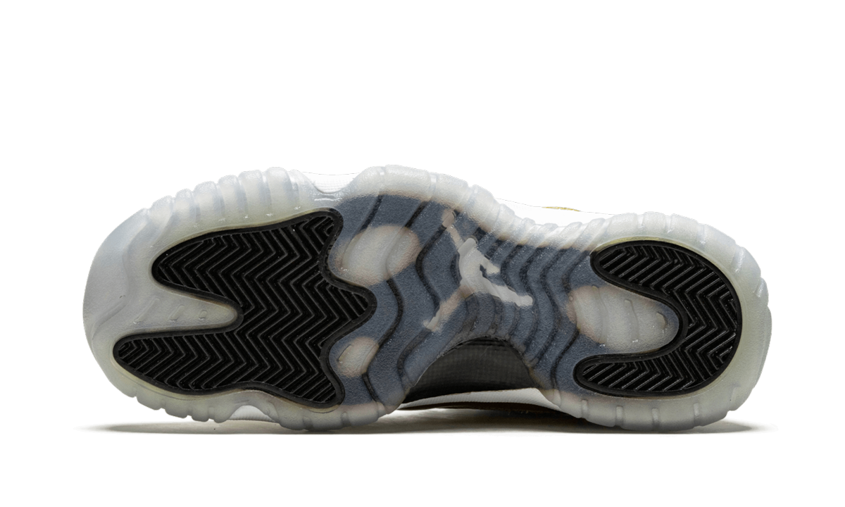 Air Jordan 11 Retro Low GS "Closing Ceremony" 528896 103