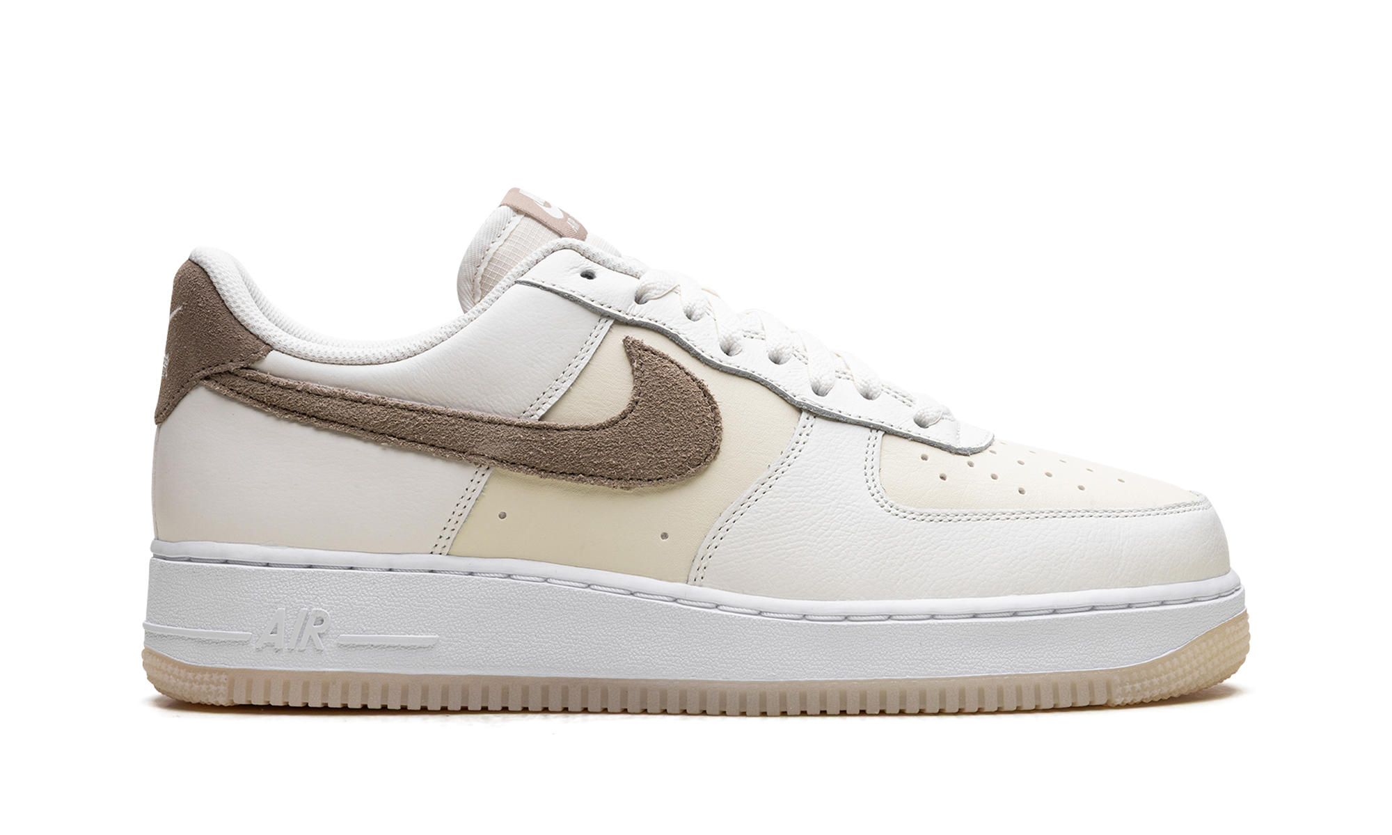 Air Force 1 "Coconut Milk" FN5832 101