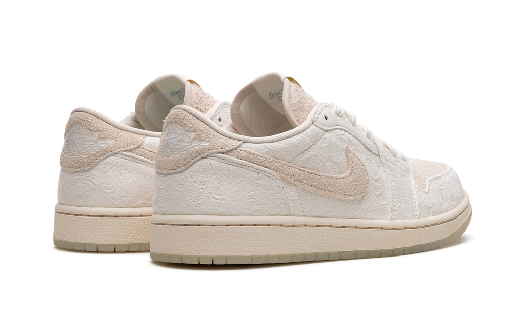 Air Jordan 1 Low OG "Chris Paul - Give Them Flowers" FZ0455 200