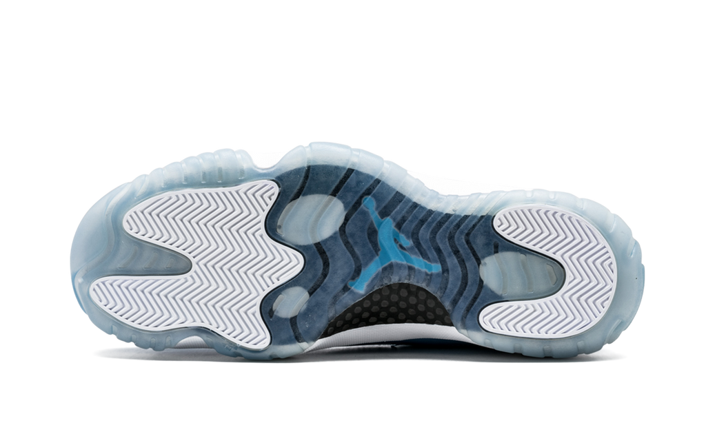 Air Jordan 11 Retro "Pantone" 689479 405
