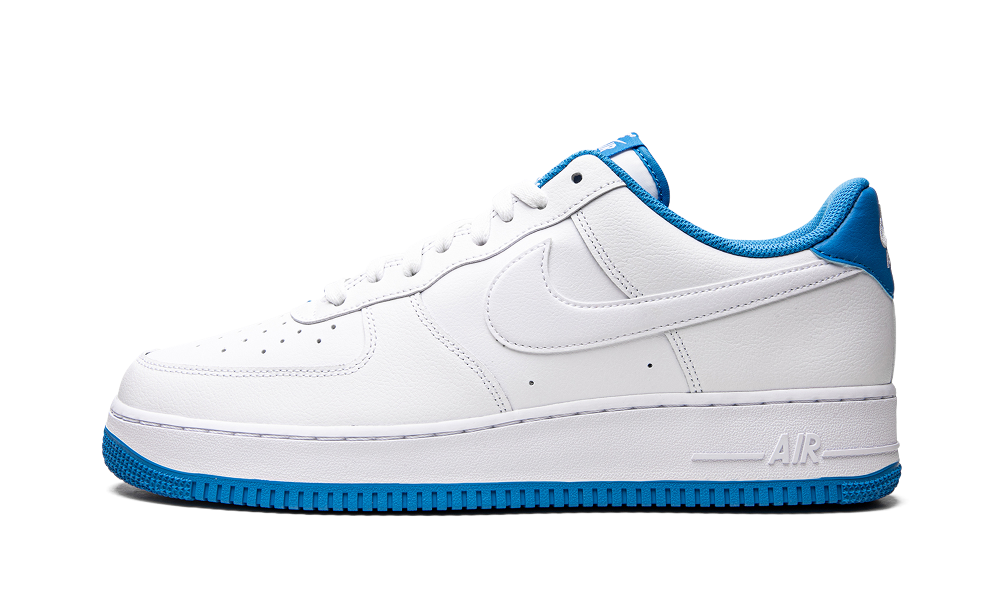 Air Force 1 '07 "White / Light Photo Blue" DR9867 101