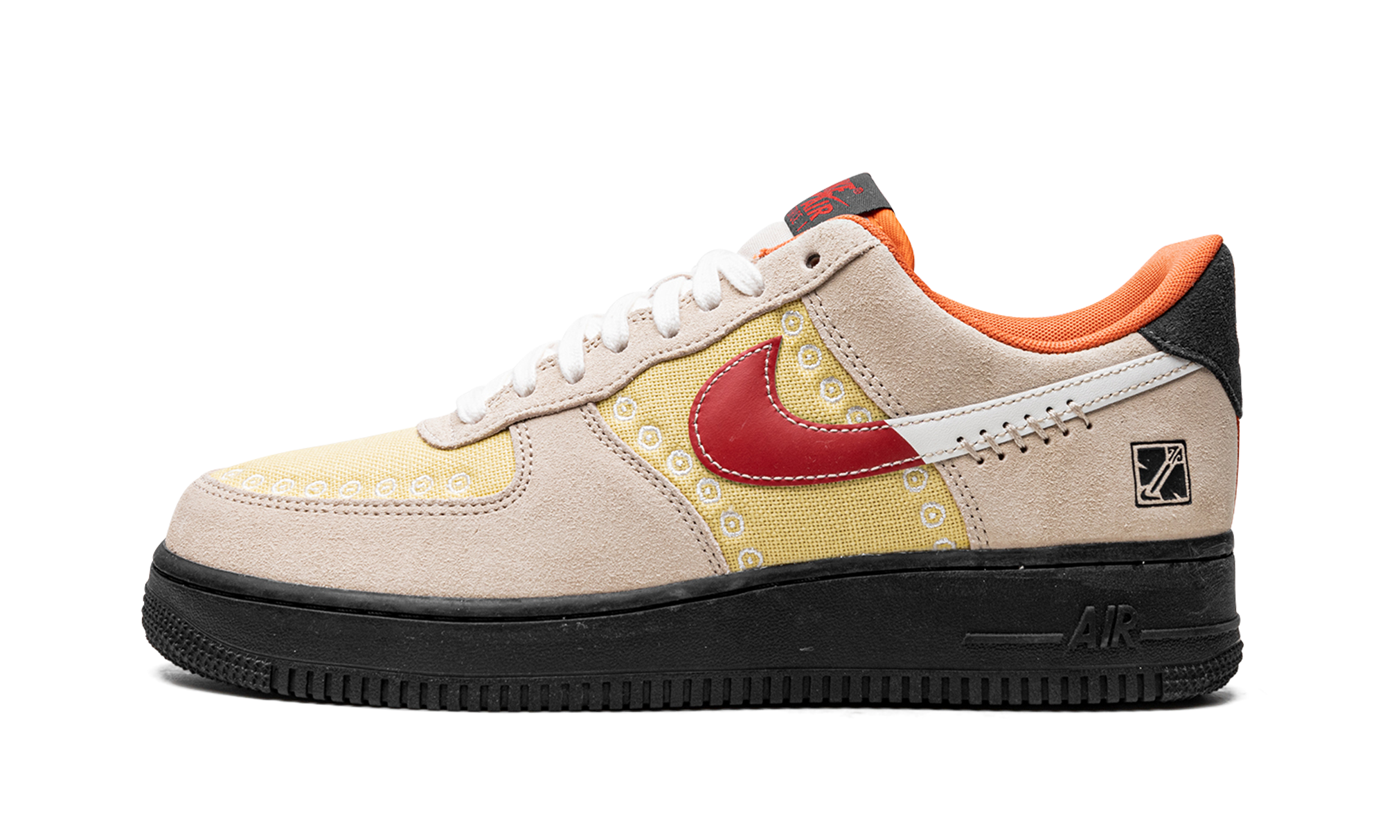 Air Force 1 Low "Somos Familia" DZ5355 126