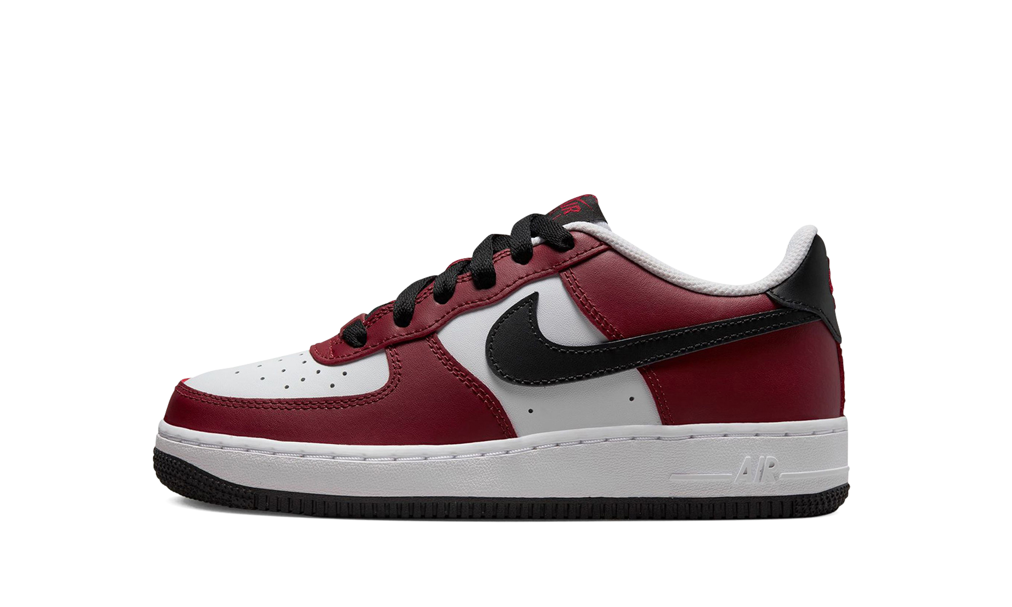 Air Force 1 Low LV8 "Team Red" FD0300 600