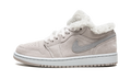 AIR JORDAN 1 Low SE WMNS "Sherpa Fleece" DO0750 002