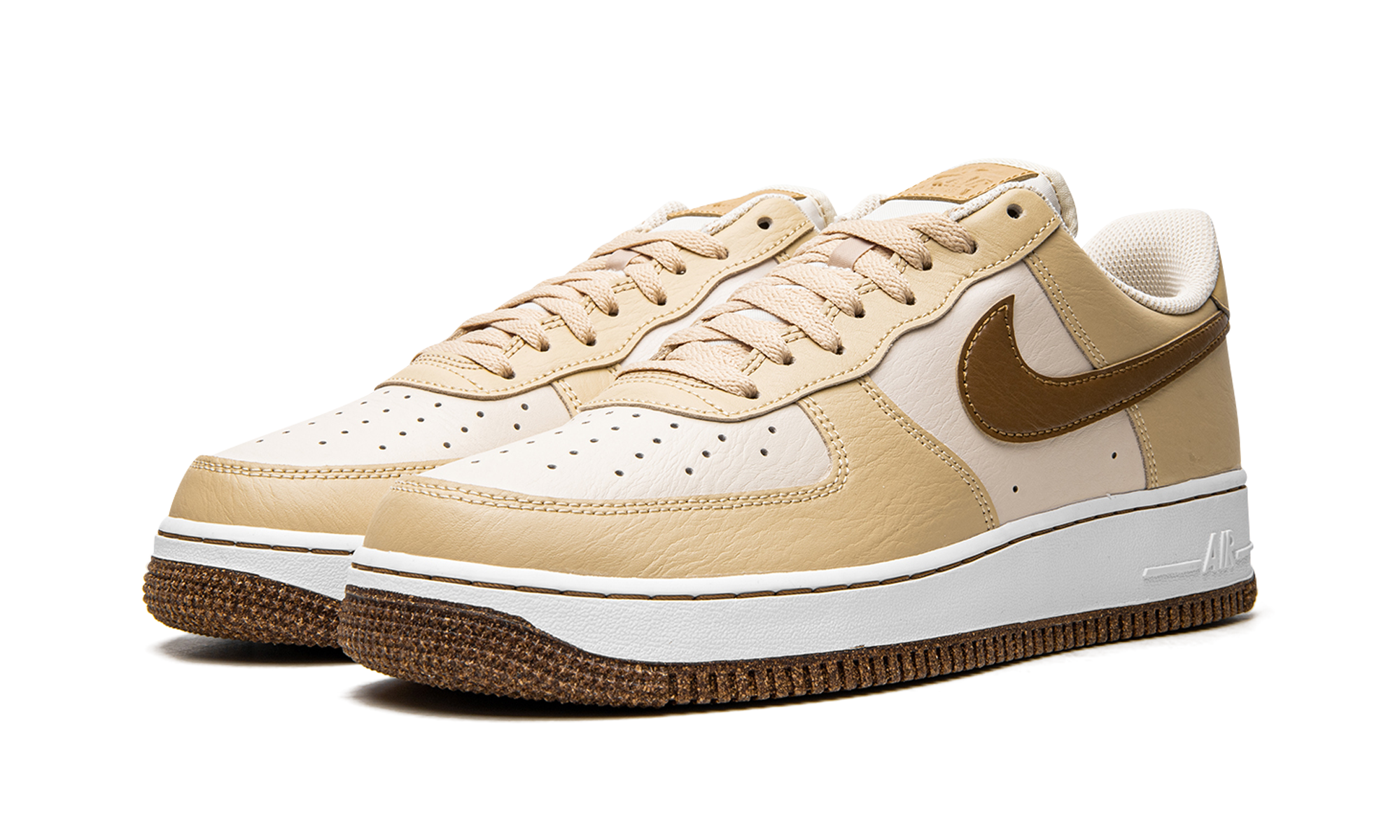 Air Force 1 Low '07 LV8 "Inspected by Swoosh" DQ7660 200