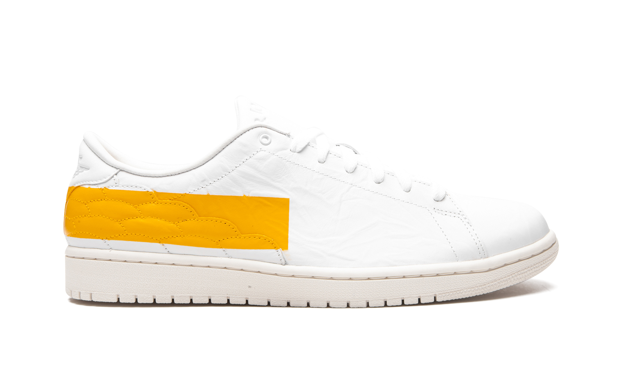 Jordan 1 Low Centre Court "University Gold" DJ2756 102