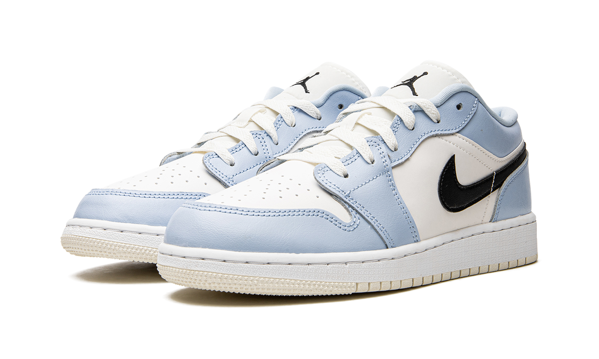 Air Jordan 1 Low GS "Ice Blue" 554723 401