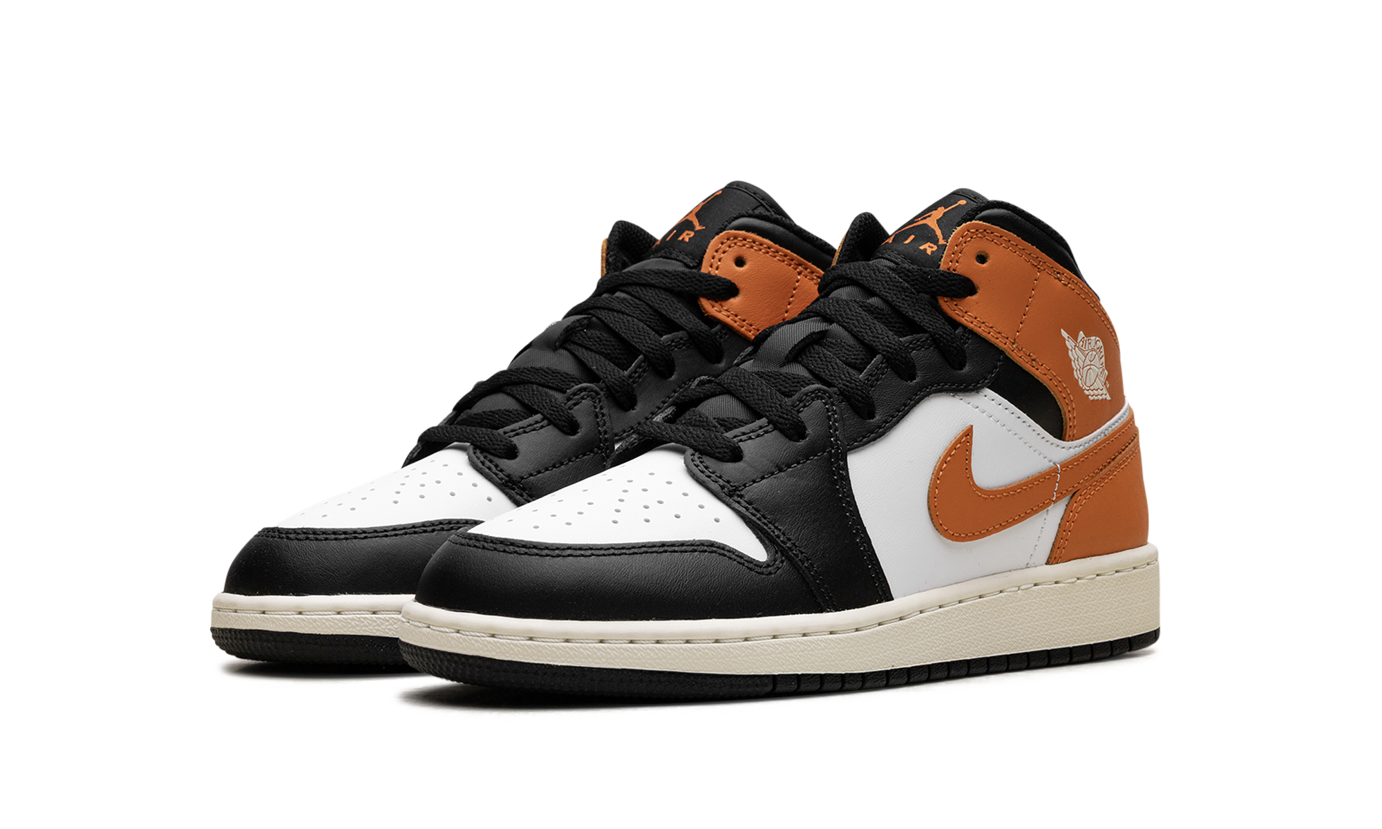 Air Jordan 1 Mid GS "Starfish Black Toe" DQ8423 801