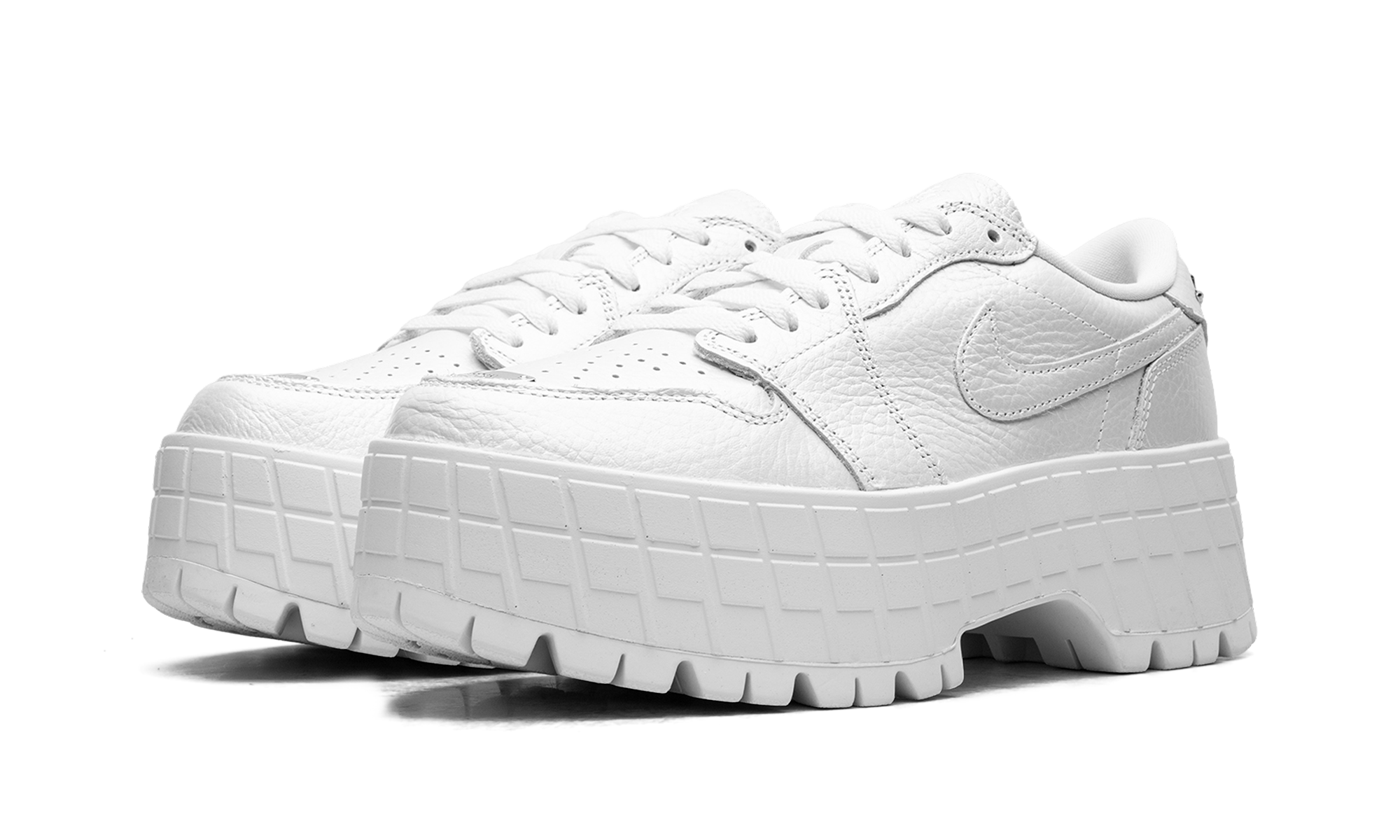Jordan 1 Brooklyn Low WMNS "White Metallic Silver" HF3184 100