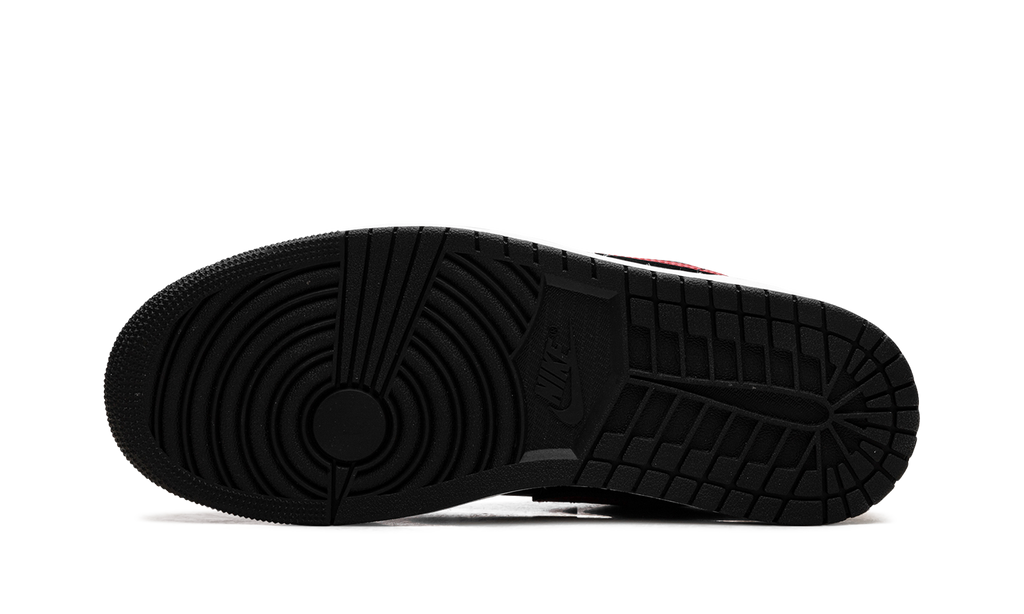 Jordan 1 Low "Bred" 553558 067