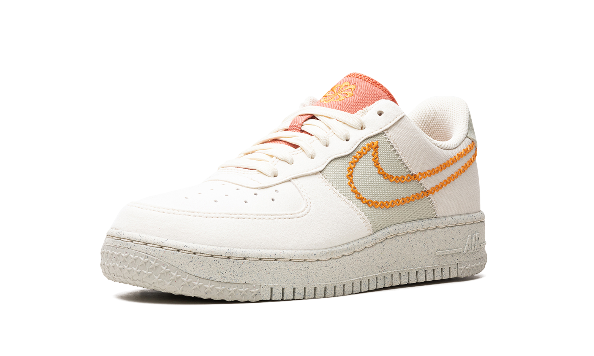 AIR FORCE 1 '07 LO NH WMNS "Next Nature - Coconut Milk" DR3101 100