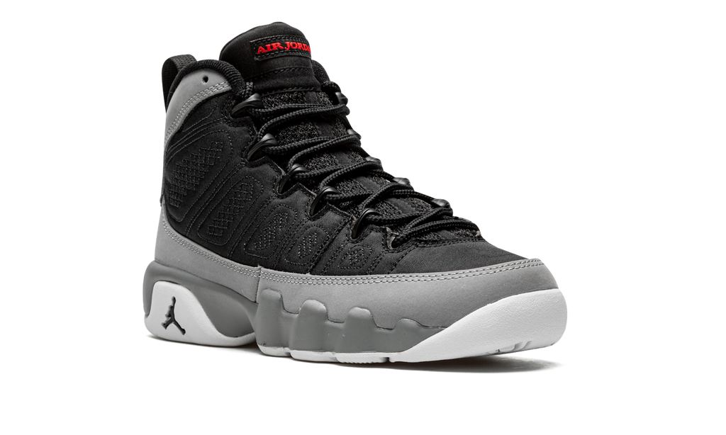 Air Jordan 9 Retro GS "Particle Grey" 302359 060