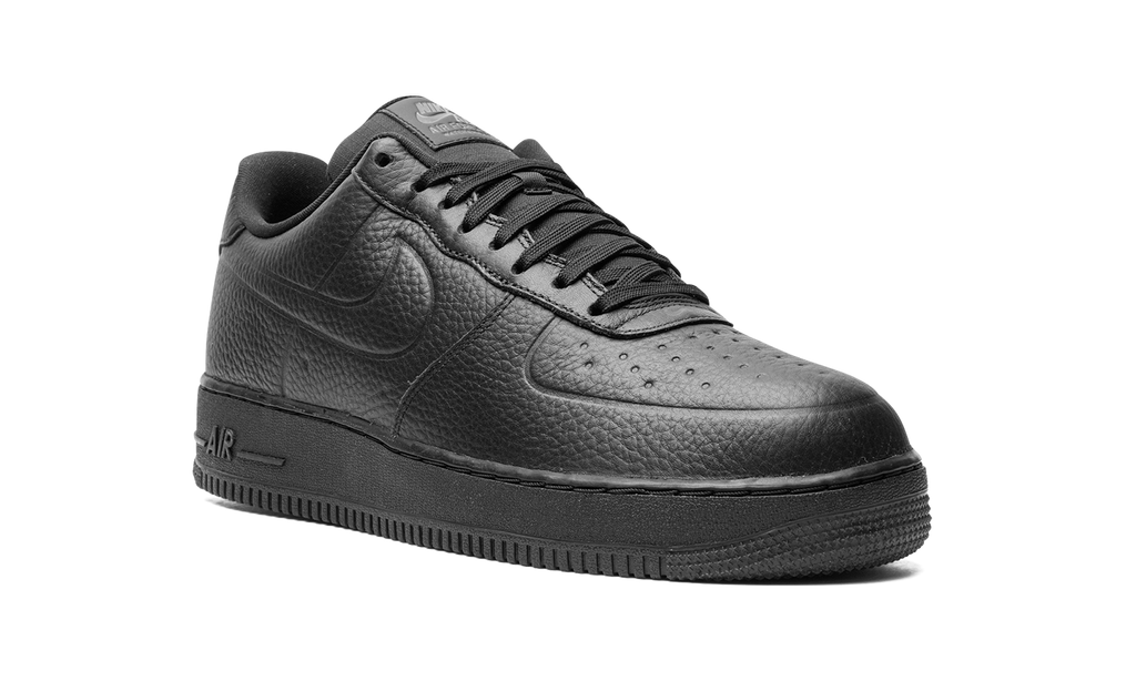 Air Force 1 Low Waterproof "Triple Black" FB8875 001