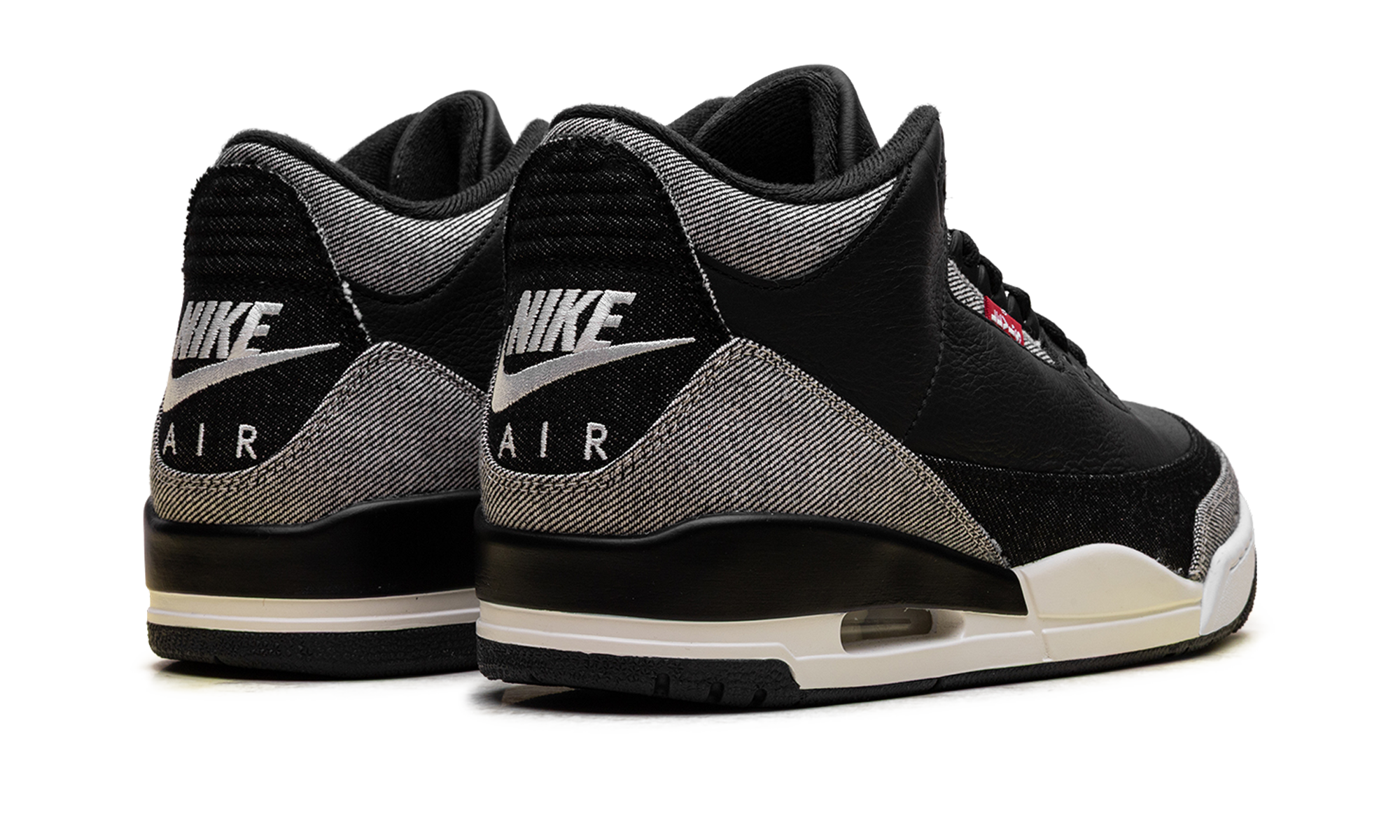 Air Jordan 3 "Levi's - Black Denim" IR0914 400
