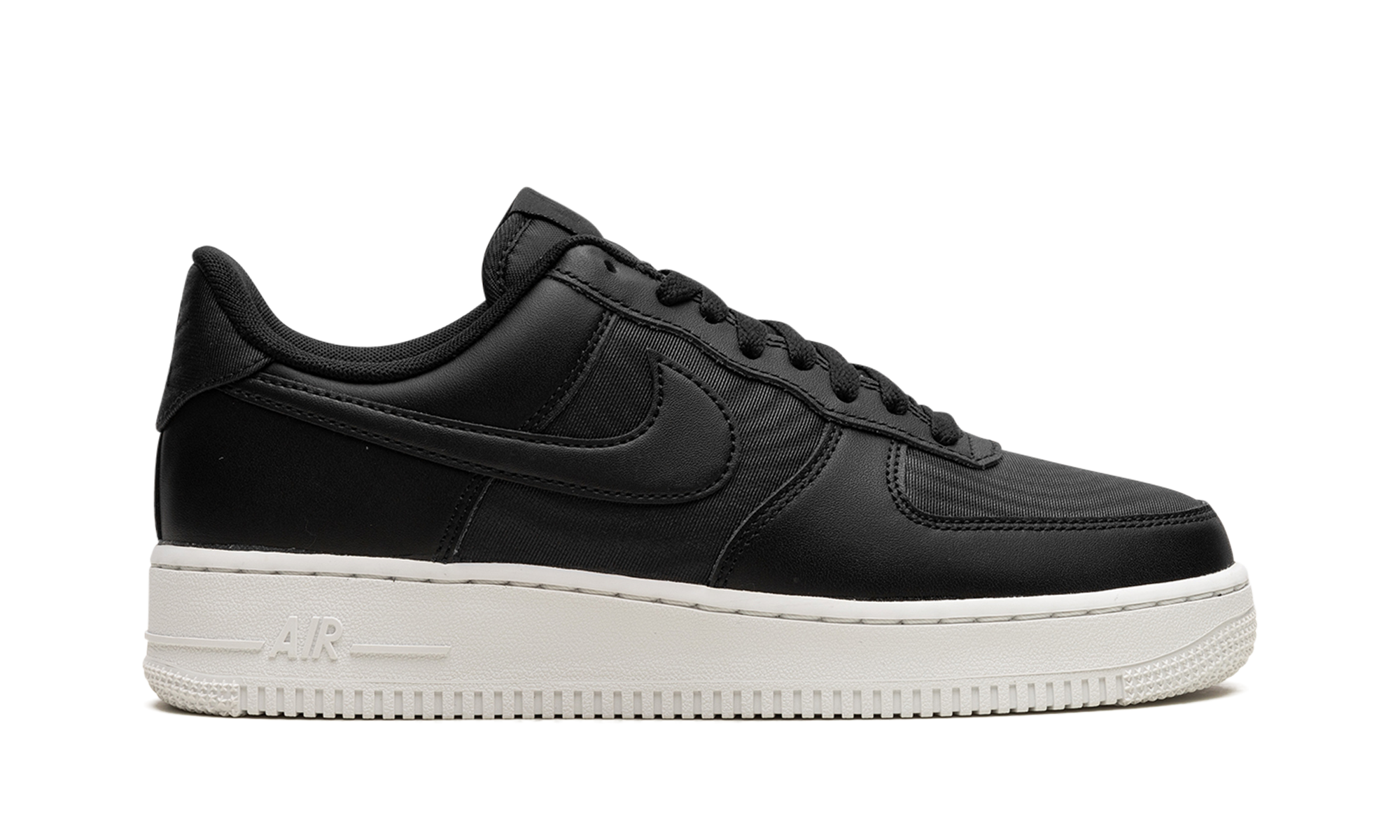Air Force 1 Low "Black - Nylon" FB2048 001