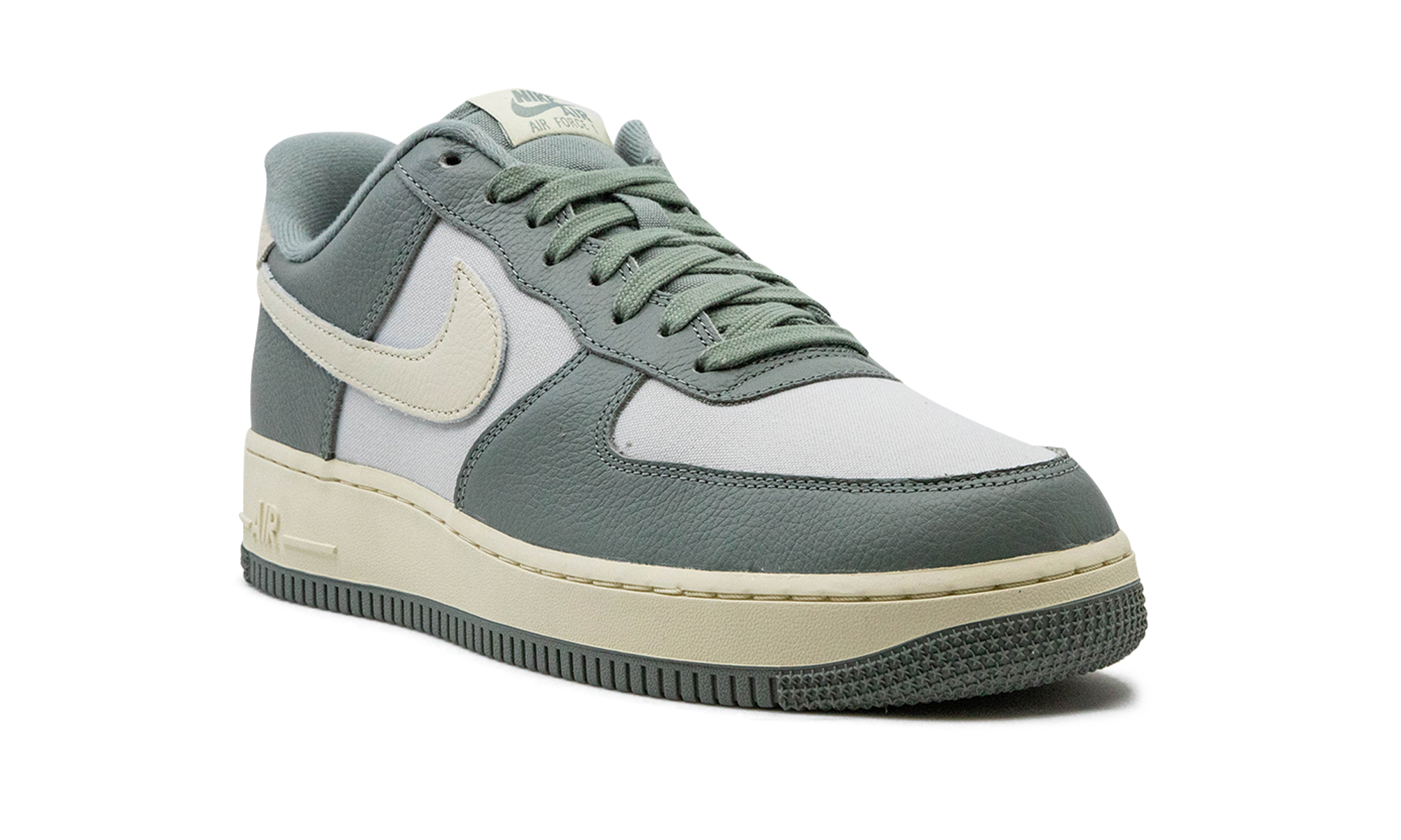 Air Force 1 Low LX "Mica Green" DV7186 300
