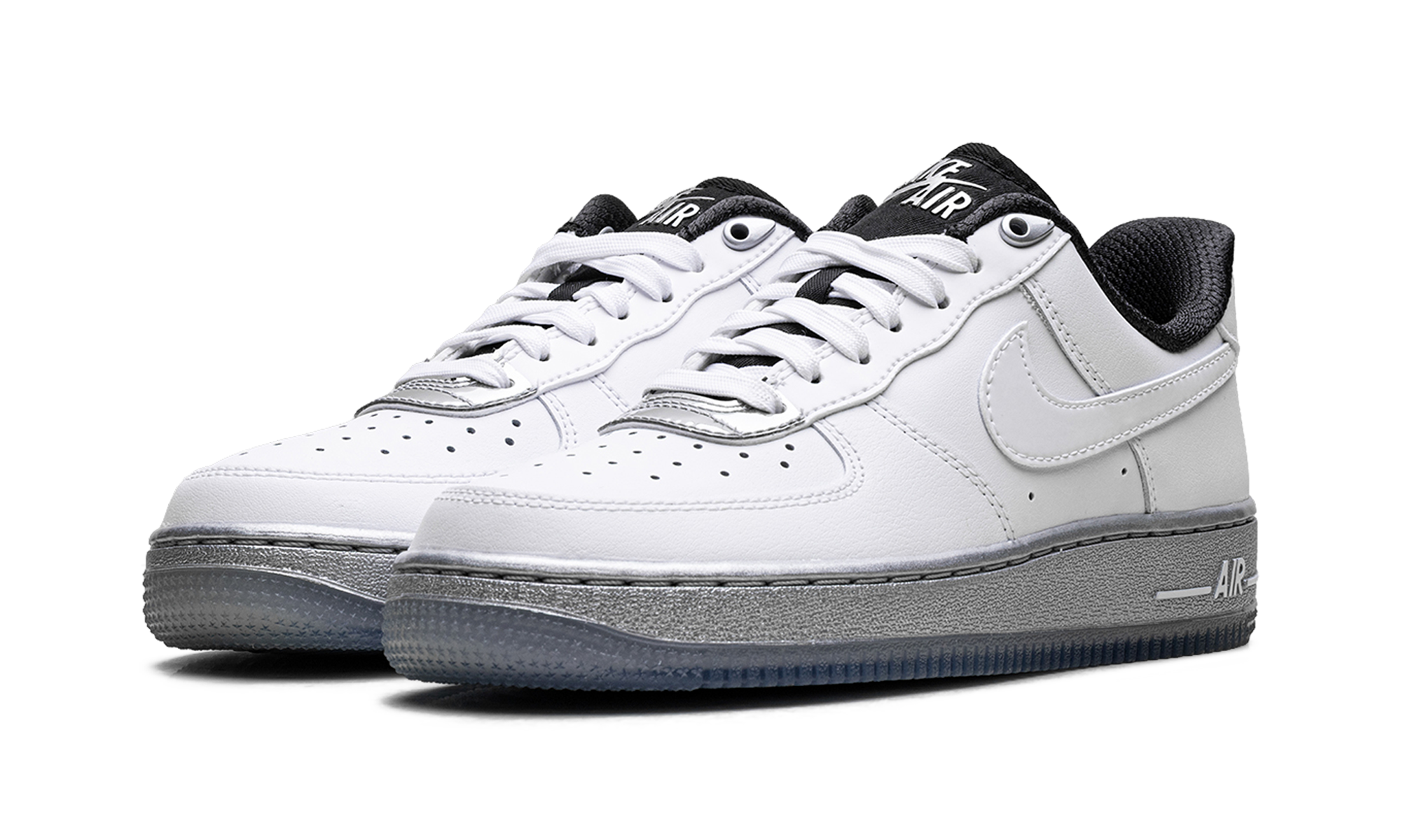 AIR FORCE 1 '07 SE WMNS "White Chrome" DX6764 100