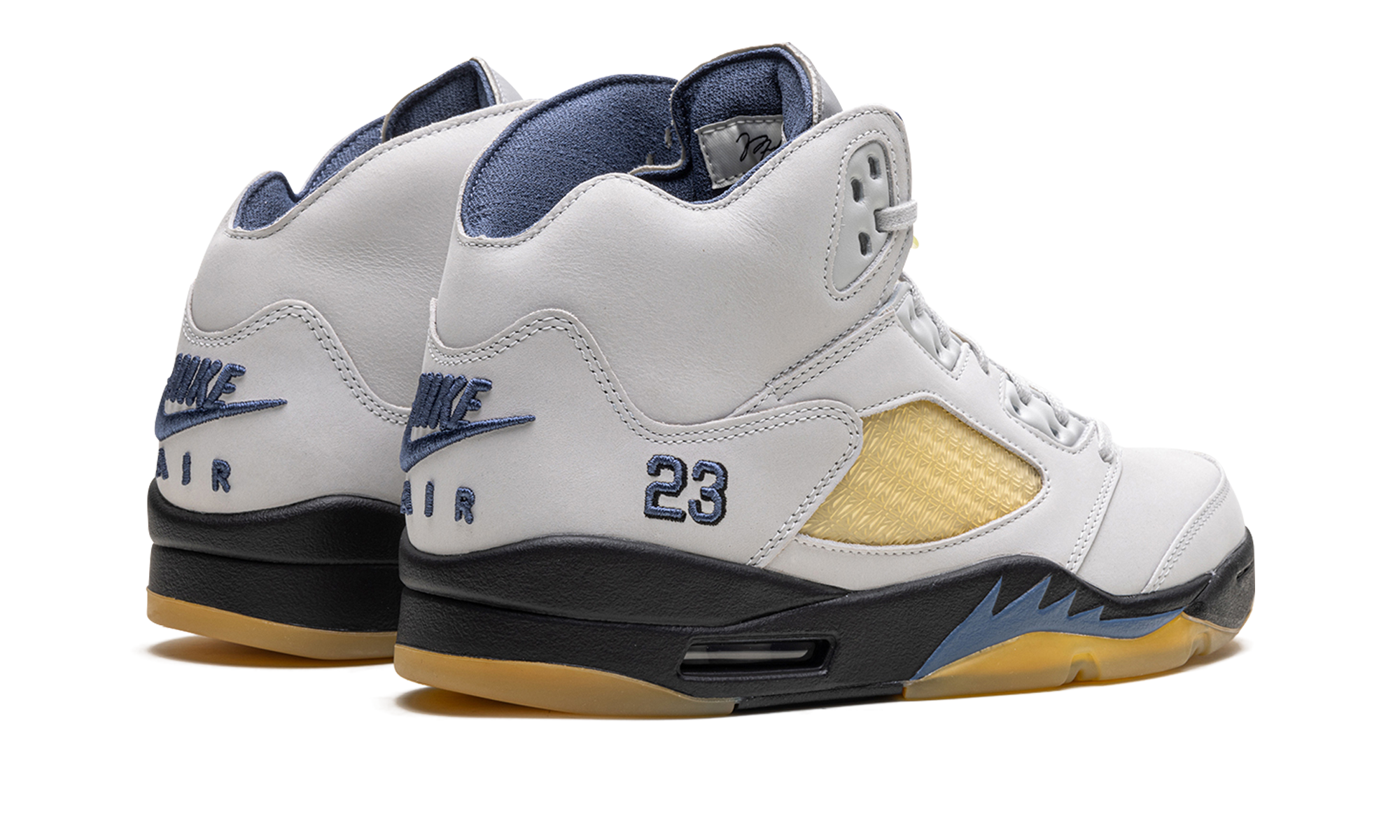 AIR JORDAN 5 WMNS "A Ma Maniére - Diffused Blue" FZ5758 004