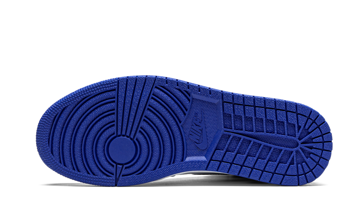 Air Jordan 1 Retro High OG "Royal Toe" 555088 041