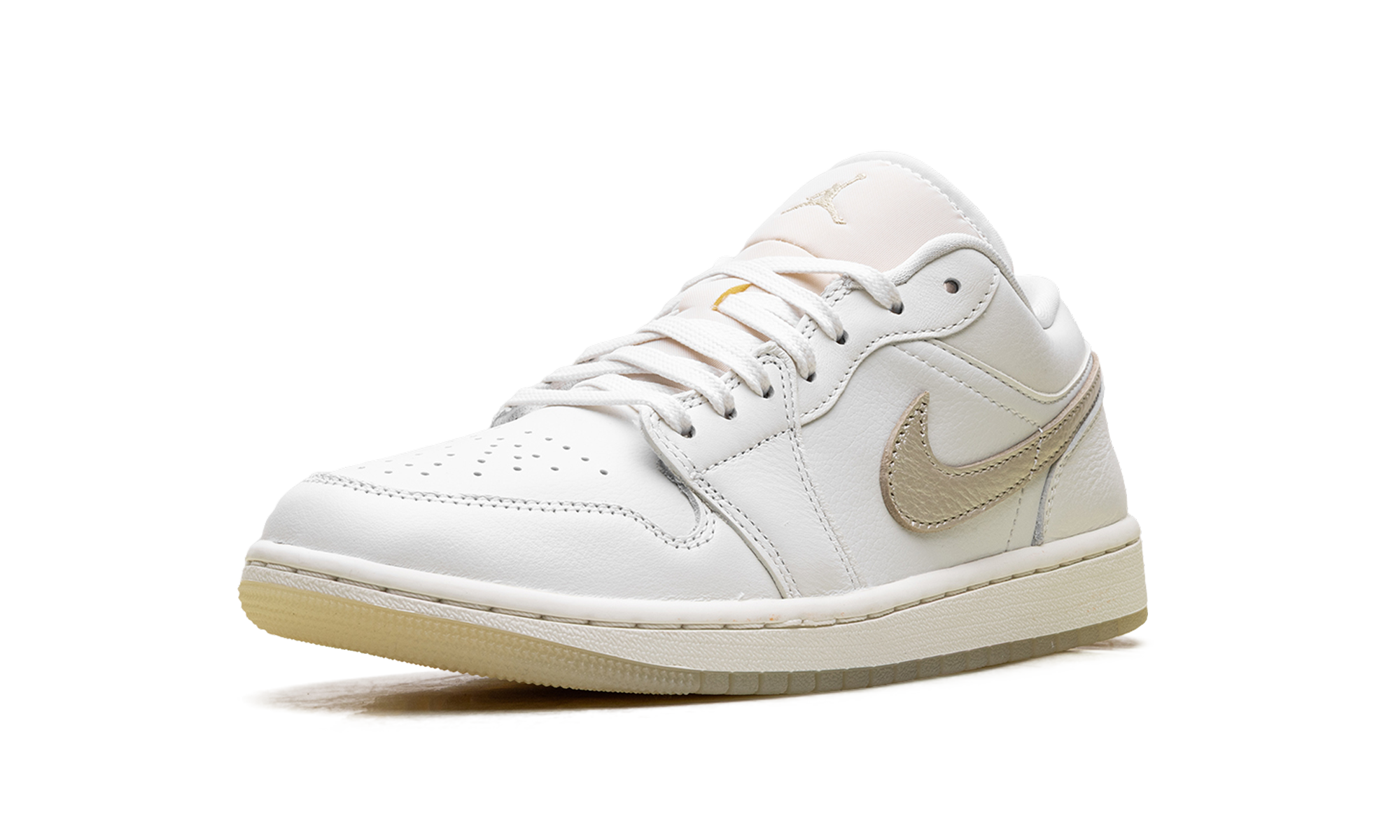 Jordan 1 Low SE WMNS "Metallic Team Gold" HV5157 100
