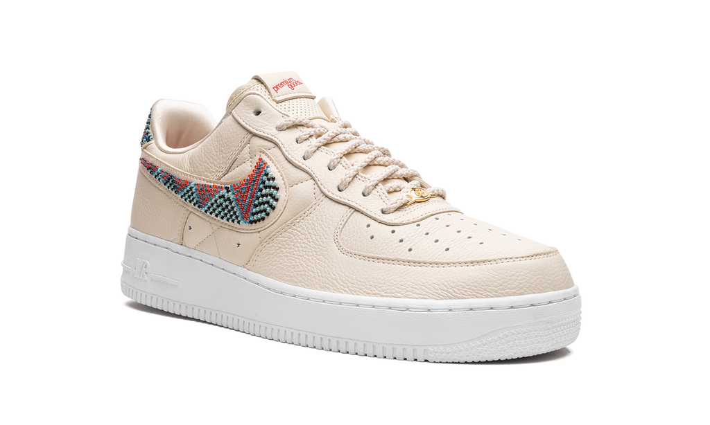 AIR FORCE 1 LO WMNS "Premium Goods - The Bella" DV2957 200