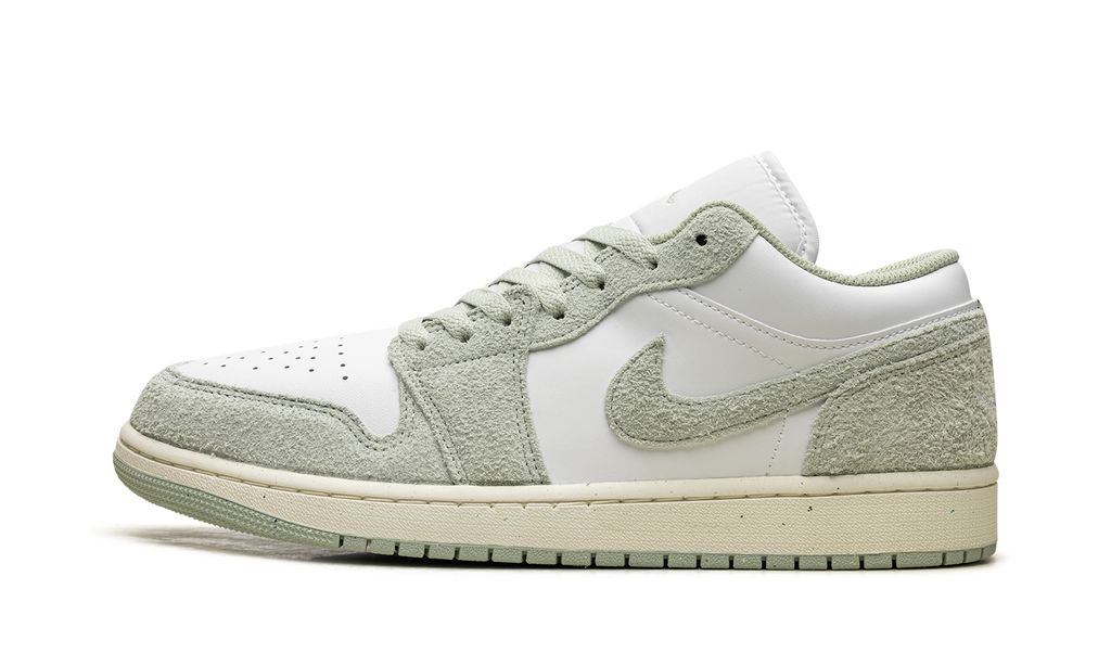 Air Jordan 1 Low SE "Seafoam" FN5214 131