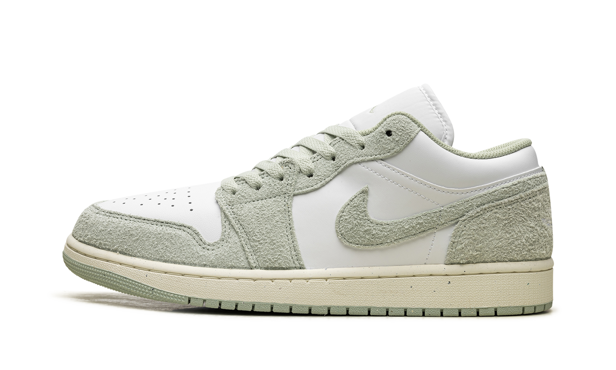 Air Jordan 1 Low SE "Seafoam" FN5214 131